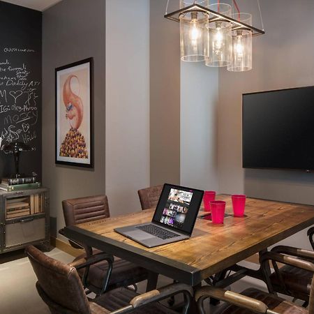 Moxy Seattle Downtown Hotel Eksteriør billede